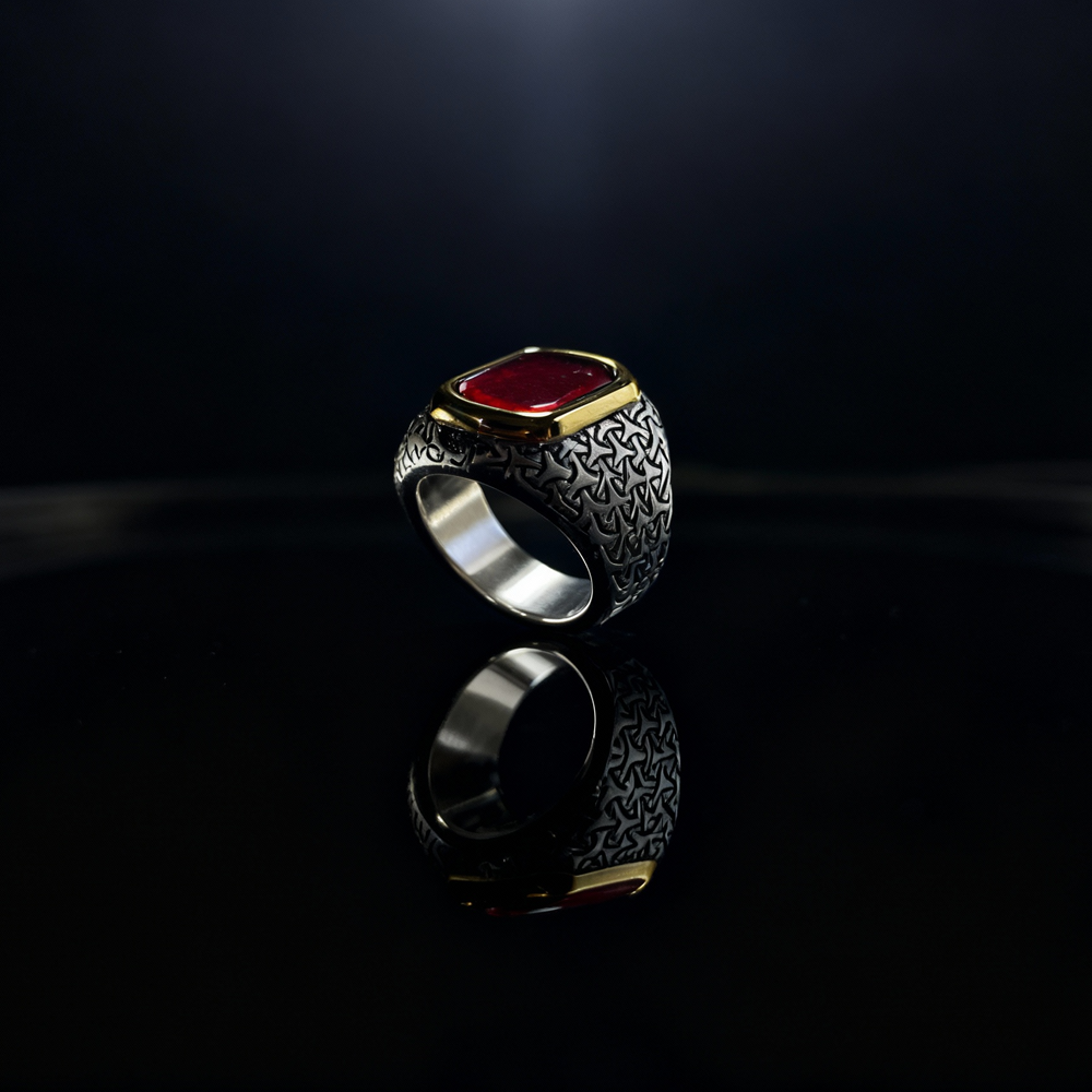 Crimson Gold Men’s Ring with Red Stone